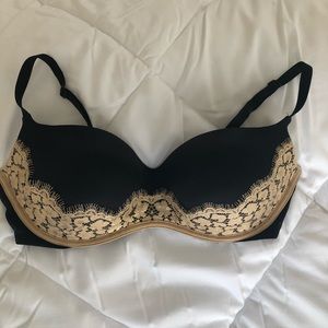 Body by Victoria Push-up Bra